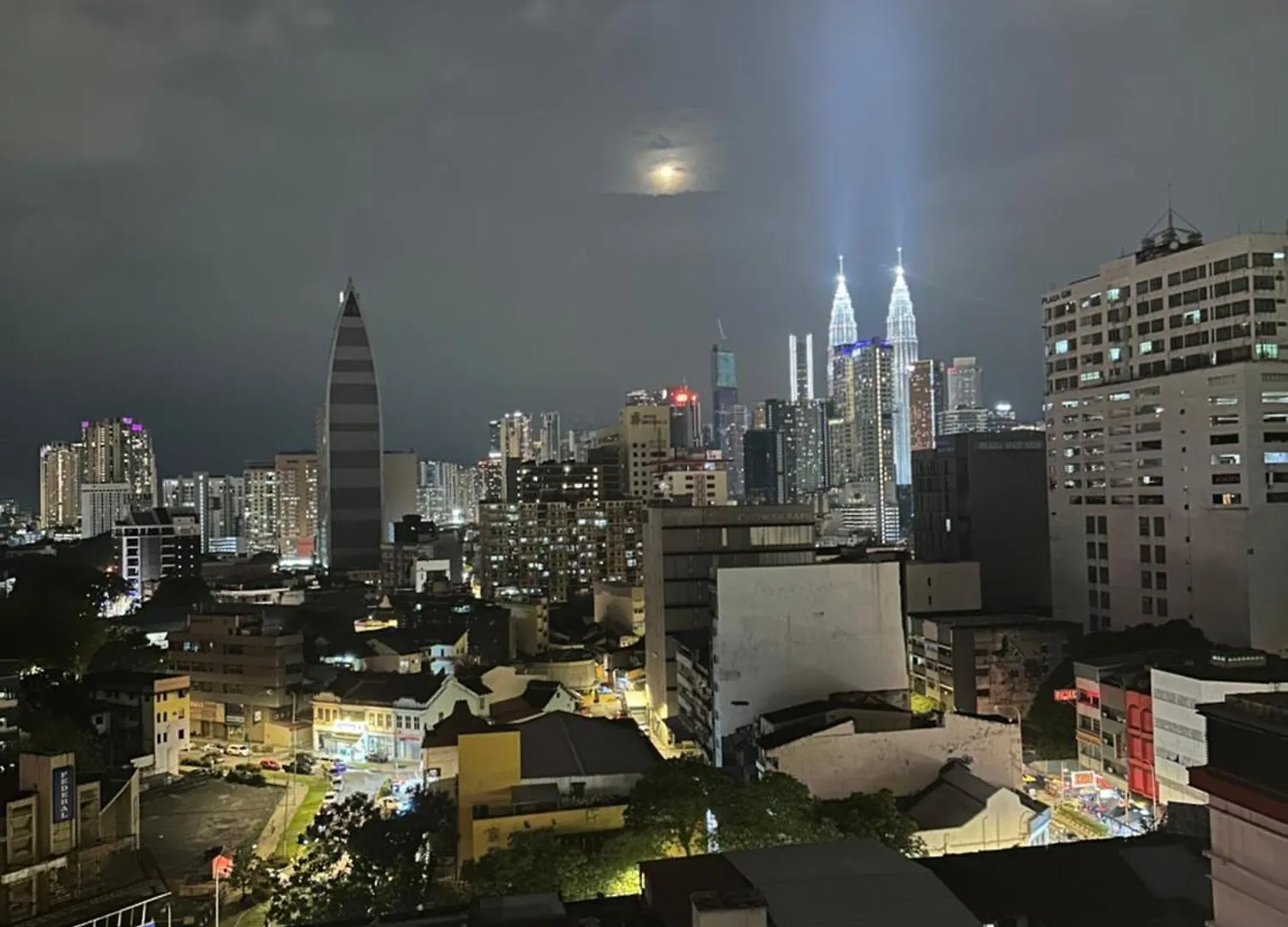 Klcc Suites By Chambers Kuala Lumpur